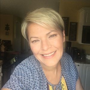 Meet your Posher, Andria